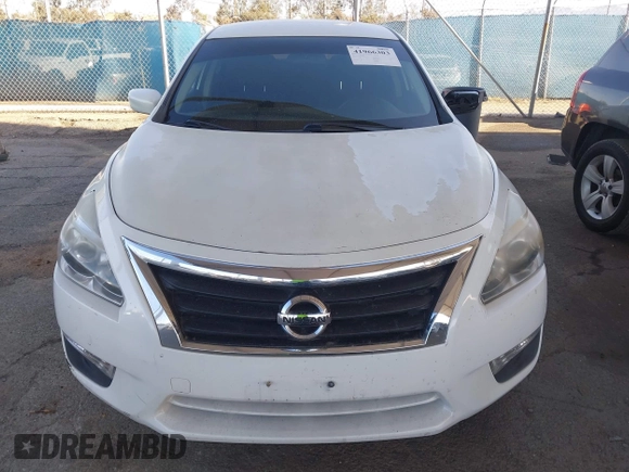 2015 Nissan Altima 2.5 S with VIN 1N4AL3AP6FC228428, listed as a IAAI auction lot 41966303 with 118,706 mi miles. Bid and sale history available at carsss.com. Image 12.