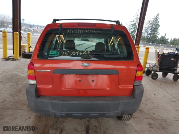 2007 Ford Escape XLS with VIN 1FMYU92Z27KA84677, listed as a IAAI auction lot 41632614 with 1 mi miles. Bid and sale history available at carsss.com. Image 15.
