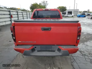 2005 Chevrolet Colorado Z85 with VIN 1GCCS198358101709, listed as a Copart auction lot 43774535 with 141,756 mi miles and Salvage Title. Bid and sale history available at carsss.com. Image 6.