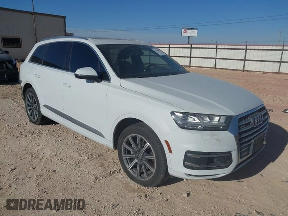 2017 Audi Q7 Premium Plus with VIN WA1LAAF76HD021311, listed as a IAAI auction lot 41559898 with 132,458 mi miles. Bid and sale history available at carsss.com. Image 1.