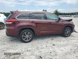 2017 Toyota Highlander XLE with VIN 5TDJZRFH0HS410785, listed as a Copart auction lot 64236895 with Not provided miles and Salvage title. Bid and sale history available at DreamBid. Image 3.