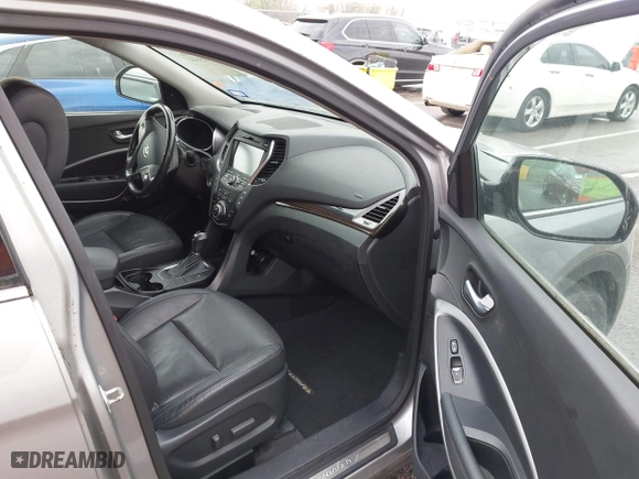 2013 Hyundai Santa Fe Limited with VIN KM8SR4HF0DU031368, listed as a IAAI auction lot 41905544 with 114,160 mi miles. Bid and sale history available at carsss.com. Image 5.