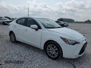 2016 Scion iA z VIN 3MYDLBZV2GY124307, wystawiony jako Copart lot #54020115 z przebiegiem 84 541 mil mil oraz Szkody całkowita. Historia ofert i sprzedaży dostępna na DreamBid. Obrazek 4.