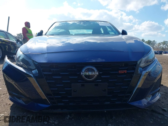 2024 Nissan Altima SR z VIN 1N4BL4CV7RN318069, wystawiony jako IAAI lot #41866453 z przebiegiem 17 378 mil mil oraz . Historia ofert i sprzedaży dostępna na DreamBid. Obrazek 13.