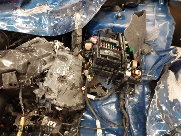2019 Hyundai Sonata SE with VIN 5NPE24AF7KH803260, listed as a IAAI auction lot 41713958 with Not Provided miles and . Bid and sale history available at carsss.com. Image 19.