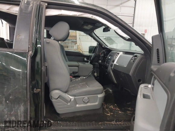 2014 Ford F-150 XL with VIN 1FTFX1ET8EKE32412, listed as a IAAI auction lot 41557331 with 128,744 mi miles. Bid and sale history available at carsss.com. Image 5.