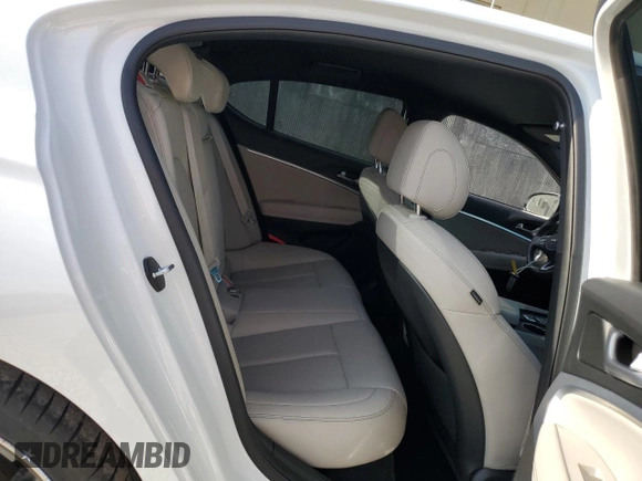 2023 Genesis G70 2.0T z VIN KMTG34TA0PU134125, wystawiony jako Copart lot #52253545 z przebiegiem 11 077 mil mil oraz Szkoda całkowita • Salvage title. Historia ofert i sprzedaży dostępna na DreamBid. Obrazek 10.