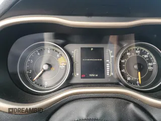 2016 Jeep Cherokee Altitude with VIN 1C4PJLCB1GW127082, listed as a Copart auction lot 70785954 with 75,791 mi miles and Salvage Title. Bid and sale history available at carsss.com. Image 9.