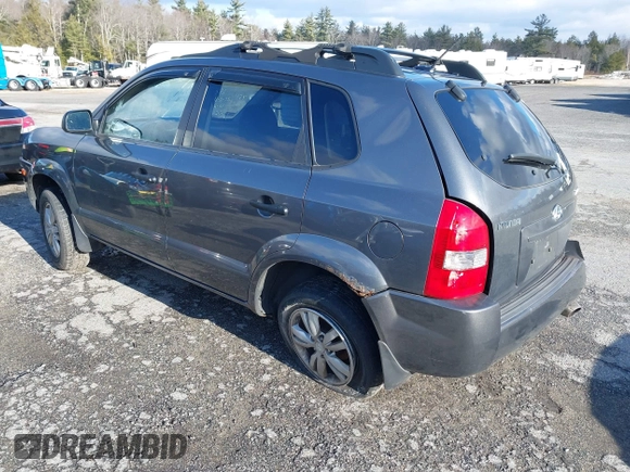 2009 Hyundai Tucson GLS with VIN KM8JM12B89U990278, listed as a IAAI auction lot 41071349 with 131,291 mi miles. Bid and sale history available at carsss.com. Image 3.