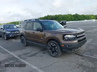 2022 Ford Bronco Sport Outer Banks with VIN 3FMCR9C64NRE24601, listed as a IAAI auction lot 42186712 with 19,003 mi miles and . Bid and sale history available at DreamBid. Image 1.