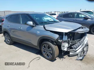 2023 Kia Seltos LX with VIN KNDEPCAA3P7370676, listed as a IAAI auction lot 42396066 with 27,925 mi miles and . Bid and sale history available at DreamBid. Image 1.