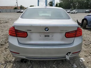 2013 BMW 3 Series 328i xDrive z VIN WBA3B3C57DJ811761, wystawiony jako Copart lot #60715455 z przebiegiem 111 198 mil mil oraz Szkoda całkowita • Salvage title. Historia ofert i sprzedaży dostępna na DreamBid. Obrazek 6.