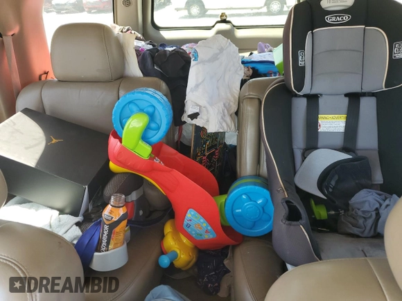 2006 GMC Yukon XL with VIN 1GKFK66U46J165428, listed as a Copart auction lot 52756205 with Not provided miles and Salvage title. Bid and sale history available at DreamBid. Image 10.