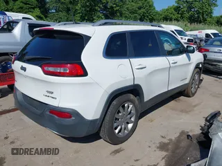2016 Jeep Cherokee Limited with VIN 1C4PJMDB7GW122814, listed as a IAAI auction lot 42549356 with 132,886 mi miles and . Bid and sale history available at DreamBid. Image 4.