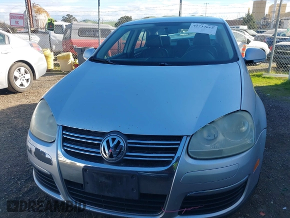 2008 Volkswagen Jetta SE with VIN 3VWRZ71K58M066748, listed as a IAAI auction lot 41734613 with 228,921 mi miles and . Bid and sale history available at DreamBid. Image 12.