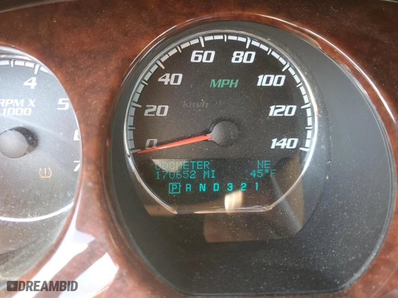 2009 Buick Lucerne CXL-3 with VIN 1G4HD57MX9U135940, listed as a Copart auction lot 47039935 with 170,652 mi miles and Salvage Title. Bid and sale history available at carsss.com. Image 9.