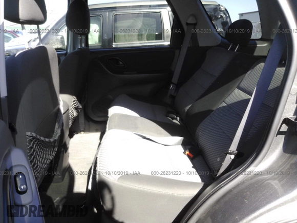 2004 Ford Escape XLT с VIN 1FMYU03154DA10464, выставлен на аукционе IAAI как лот 26231220 с пробегом 102 279 миль миль и . История ставок и продаж доступна на DreamBid. Изображение 8.