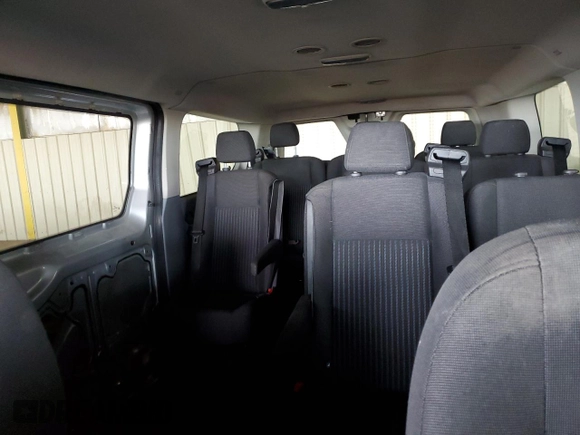 2015 Ford Transit XL с VIN 1FMZK1YM3FKB16364, выставлен на аукционе Copart как лот 50427145 с пробегом 88 742 миль миль и Списание • Salvage title. История ставок и продаж доступна на DreamBid. Изображение 10.