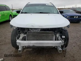 2022 Jeep Compass Latitude with VIN 3C4NJCBB4NT198580, listed as a Copart auction lot 48147765 with 81,562 mi miles and Salvage title. Bid and sale history available at DreamBid. Image 5.