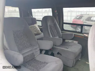 2003 Chevrolet Express Passenger with VIN 1GBFG15X431104608, listed as a IAAI auction lot 41638775 with 1 mi miles. Bid and sale history available at carsss.com. Image 8.