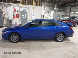 2024 Hyundai Elantra SEL with VIN KMHLM4DG4RU842843, listed as a IAAI auction lot 42118076 with 6,242 mi miles and . Bid and sale history available at DreamBid. Image 14.