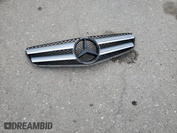 2010 Mercedes-Benz E 350 z VIN WDDKJ5GB0AF039816, wystawiony jako Copart lot #51102945 z przebiegiem 91 088 mil mil oraz Szkoda całkowita • Salvage title. Historia ofert i sprzedaży dostępna na DreamBid. Obrazek 14.