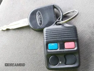2008 Ford F-150 XL с VIN 1FTRW12W98FB31577, выставлен на аукционе IAAI как лот 42303789 с пробегом 130 705 миль миль и . История ставок и продаж доступна на DreamBid. Изображение 11.