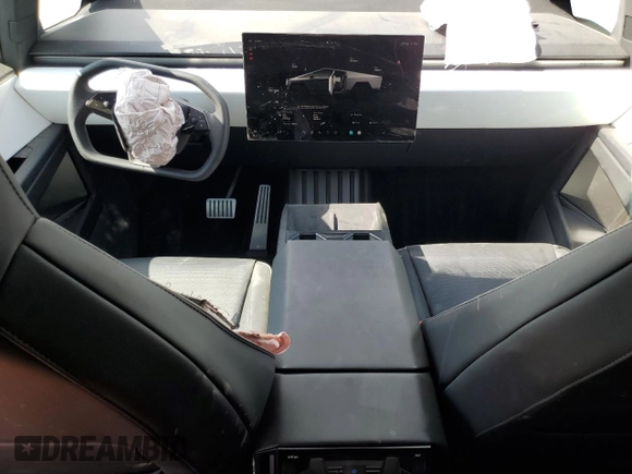 2024 Tesla Cybertruck z VIN 7G2CEHED4RA036923, wystawiony jako Copart lot #51940765 z przebiegiem 7 393 mil mil oraz Szkoda całkowita • Salvage title. Historia ofert i sprzedaży dostępna na DreamBid. Obrazek 8.