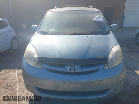 2007 Toyota Sienna XLE with VIN 5TDZK22C67S026114, listed as a IAAI auction lot 41913559 with 80,803 mi miles. Bid and sale history available at carsss.com. Image 6.