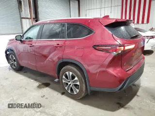 2024 Toyota Highlander LE with VIN 5TDKDRBHXRS545363, listed as a Copart auction lot 60796965 with 23,938 mi miles and Clean title. Bid and sale history available at DreamBid. Image 2.
