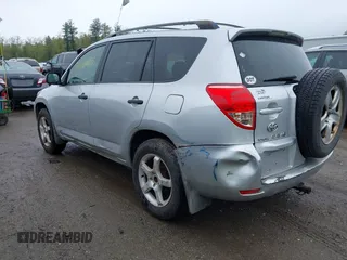 2008 Toyota RAV4 with VIN JTMBD33V985174122, listed as a IAAI auction lot 42050652 with 131,616 mi miles. Bid and sale history available at carsss.com. Image 3.