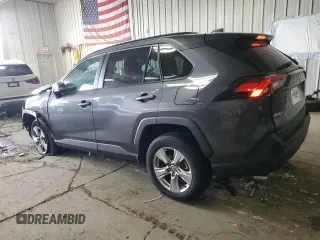 2023 Toyota RAV4 XLE with VIN 2T3P1RFV4PC330699, listed as a Copart auction lot 60452155 with 31,424 mi miles and Salvage title. Bid and sale history available at DreamBid. Image 2.