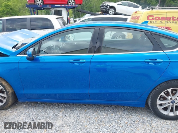 2020 Ford Fusion SE with VIN 3FA6P0HD4LR195267, listed as a IAAI auction lot 42010448 with 97,603 mi miles and . Bid and sale history available at DreamBid. Image 14.