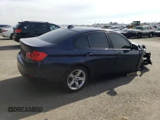 2015 BMW 3 Series 328i xDrive z VIN WBA3B3C53FF545726, wystawiony jako Copart lot #44940485 z przebiegiem Nie podano mil oraz Szkoda całkowita • Salvage title. Historia ofert i sprzedaży dostępna na DreamBid. Obrazek 3.