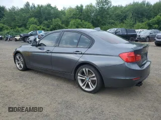 2013 BMW 3 Series 328i xDrive z VIN WBA3B5C5XDF596276, wystawiony jako Copart lot #65396355 z przebiegiem 145 094 mil mil oraz Czysty tytuł • Clean title. Historia ofert i sprzedaży dostępna na DreamBid. Obrazek 2.