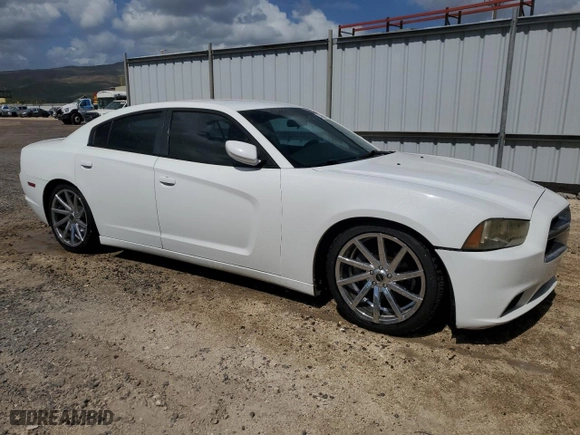 2014 Dodge Charger SE with VIN 2C3CDXBGXEH268355, listed as a Copart auction lot 49473765 with 130,373 mi miles and Clean Title. Bid and sale history available at carsss.com. Image 4.