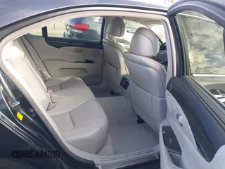 2011 Lexus LS 460 L with VIN JTHGL5EF1B5042245, listed as a IAAI auction lot 41278051 with 138,147 mi miles and . Bid and sale history available at DreamBid. Image 8.