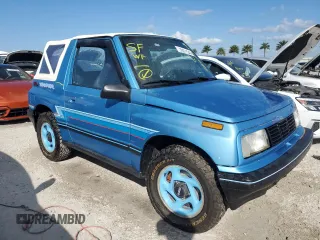 1994 Geo Tracker z VIN 2CNBE18U0R6940807, wystawiony jako Copart lot #78071244 z przebiegiem 116 472 mil mil oraz Nie do naprawy. Historia ofert i sprzedaży dostępna na DreamBid. Obrazek 4.