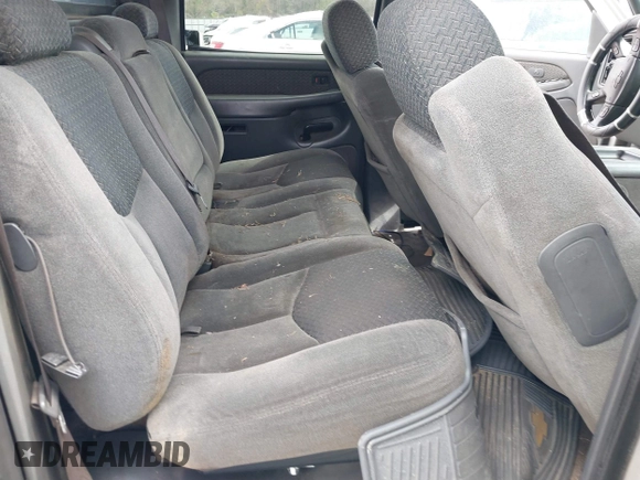 2004 Chevrolet Avalanche Z71 with VIN 3GNEK12T24G147409, listed as a IAAI auction lot 41843423 with 265,742 mi miles. Bid and sale history available at carsss.com. Image 8.
