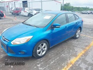 2013 Ford Focus SE with VIN 1FADP3F27DL380620, listed as a IAAI auction lot 42522262 with 104,210 mi miles and . Bid and sale history available at DreamBid. Image 2.