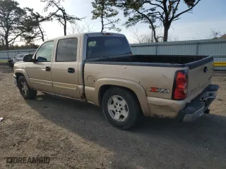 2005 Chevrolet Silverado 1500 LS with VIN 2GCEK13T051147569, listed as a Copart auction lot 51188345 with 183,745 mi miles and Clean Title. Bid and sale history available at carsss.com. Image 2.