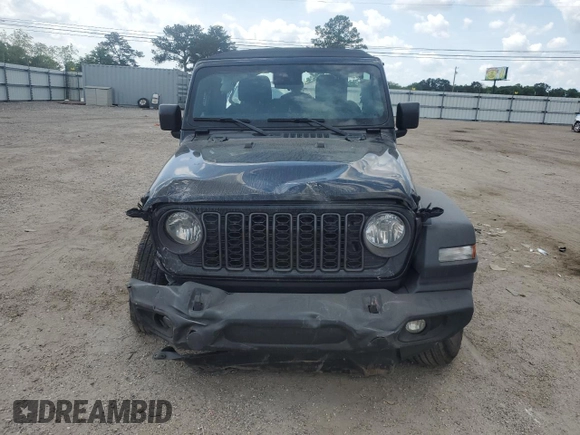 2024 Jeep Wrangler Sport S z VIN 1C4PJXDGXRW334039, wystawiony jako Copart lot #54206225 z przebiegiem 13 528 mil mil oraz Szkoda całkowita • Salvage title. Historia ofert i sprzedaży dostępna na DreamBid. Obrazek 5.