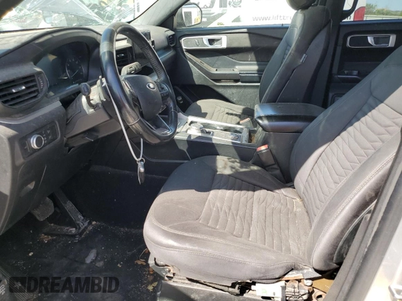 2020 Ford Explorer XLT with VIN 1FMSK8DH0LGB16050, listed as a Copart auction lot 52602235 with 120,680 mi miles and Clean Title. Bid and sale history available at DreamBid. Image 7.