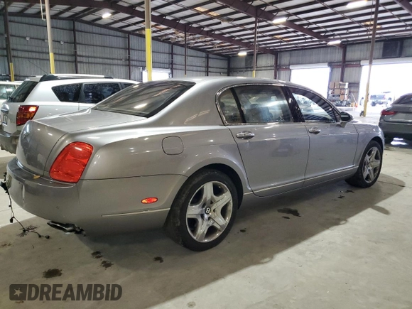 2006 Bentley Flying Spur with VIN SCBBR53W06C034462, listed as a Copart auction lot 46793785 with 25,352 mi miles and Salvage Title. Bid and sale history available at DreamBid. Image 3.