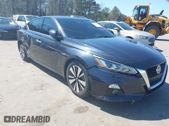 2019 Nissan Altima 2.5 Platinum with VIN 1N4BL4FV2KC113644, listed as a IAAI auction lot 41751975 with 125,617 mi miles. Bid and sale history available at carsss.com. Image 1.