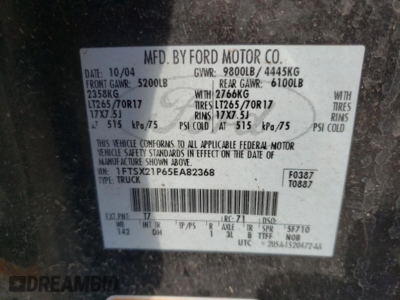 2005 Ford F-250 XL z VIN 1FTSX21P65EA82368, wystawiony jako Copart lot #57249743 z przebiegiem 209 923 mil mil oraz Czysty tytuł • Clean title. Historia ofert i sprzedaży dostępna na DreamBid. Obrazek 12.