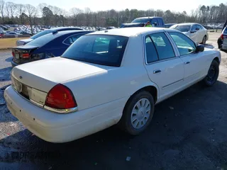 2010 Ford Police Interceptor с VIN 2FABP7BV7AX129688, выставлен на аукционе IAAI как лот 41508822 с пробегом 161 237 миль миль и . История ставок и продаж доступна на DreamBid. Изображение 4.
