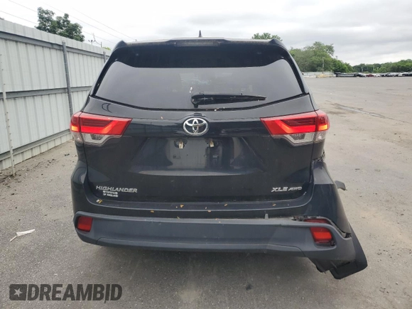 2017 Toyota Highlander XLE with VIN 5TDJZRFH5HS477446, listed as a Copart auction lot 60132215 with 58,830 mi miles and Salvage title. Bid and sale history available at DreamBid. Image 6.