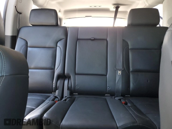 2019 Chevrolet Suburban LT z VIN 1GNSCHKC9KR274826, wystawiony jako Copart lot #51349055 z przebiegiem 37 826 mil mil oraz Szkoda całkowita • Salvage title. Historia ofert i sprzedaży dostępna na DreamBid. Obrazek 10.