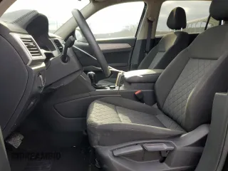 2019 Volkswagen Atlas S with VIN 1V2GR2CA6KC543907, listed as a Copart auction lot 49256425 with 81,240 mi miles and Salvage title. Bid and sale history available at DreamBid. Image 7.